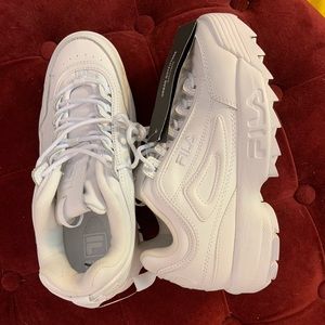 NWT Fila Disruptor 2 women’s